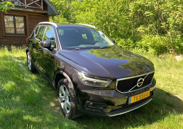 Volvo XC 40 cena 69000 przebieg: 198000, rok produkcji 2020 z Dukla małe 154